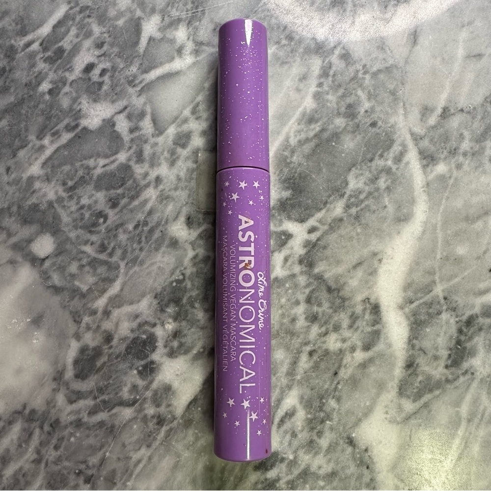 Lime Crime Anatomical Volumizing Mascara Nebula‎